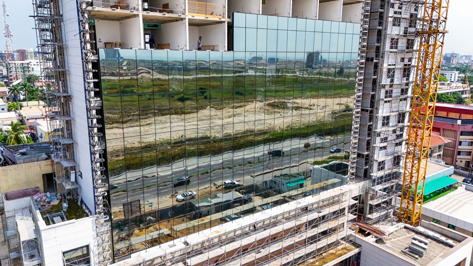 Novotel exterior glazing system